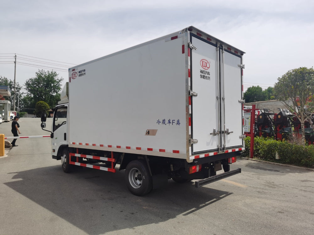 ISUZU EC7 Refrigerated Truck