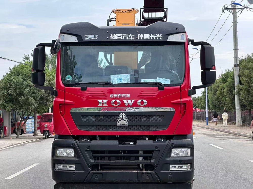 HOWO 6×4 14T Telescopic Boom Crane