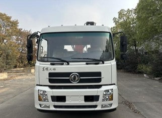 Dongfeng 8T Truck Mounted Crane
