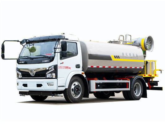 Dongfeng  4x2 8000L dust sprinkler truck