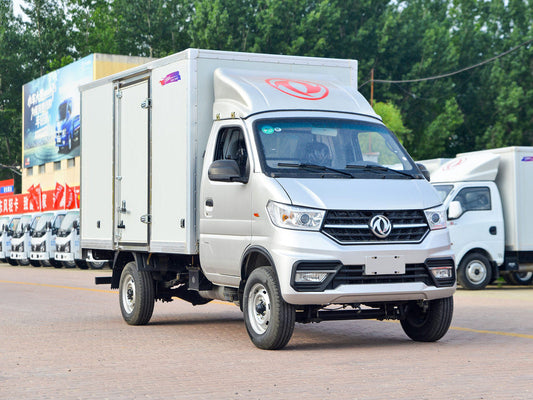 Dongfeng box truck - front three-quarter view