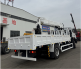 Dengfeng 8T truck-mounted crane