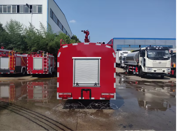 Dongfeng 4X2 3.5 cubic meter forest fire truck