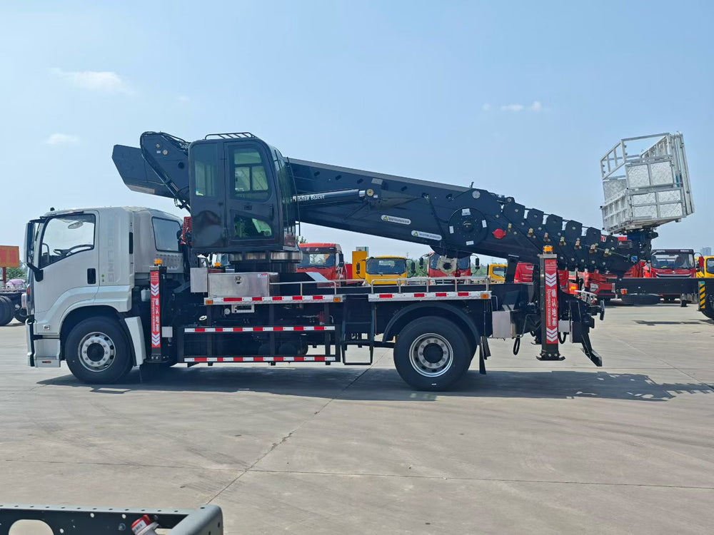 Isuzu 45M Aerial Work Truck