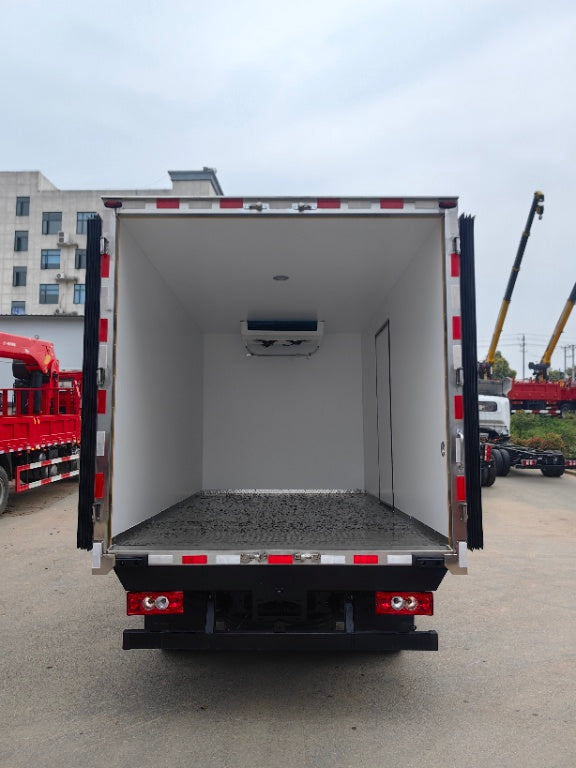 Foton pure electric 5-ton refrigerated truck