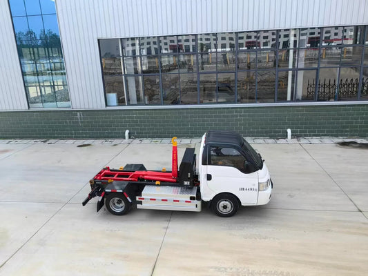 4.5T EV Hooklift GarbageTruck