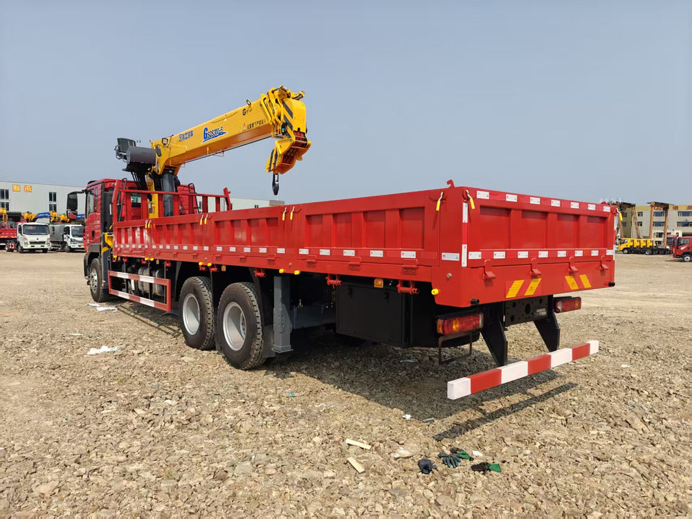 Howo 6X4 XCMG 14-ton 5-section boom truck crane