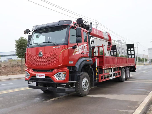 HOWO 12T truck-mounted crane with ladder at the rear