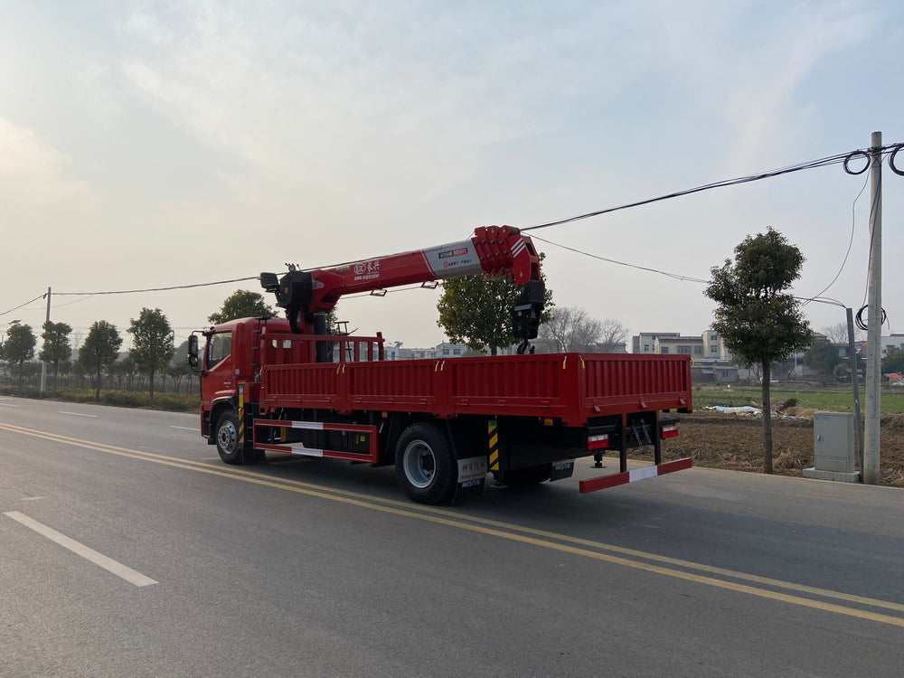 Dongfeng K9 8T Truck Mounted Crane