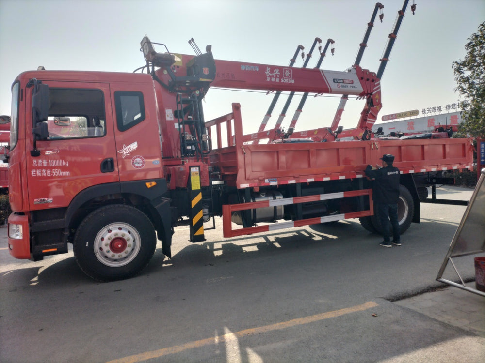 Dongfeng 8T Truck Mounted Crane(200HP)