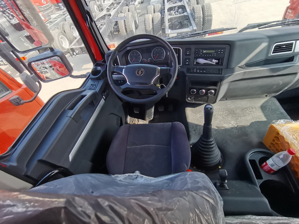 Shacman 12T Truck Mounted Crane
