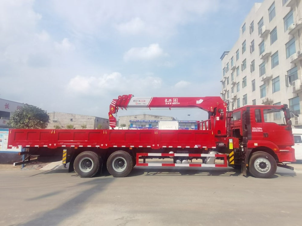 Shacman 12T Truck Mounted Crane