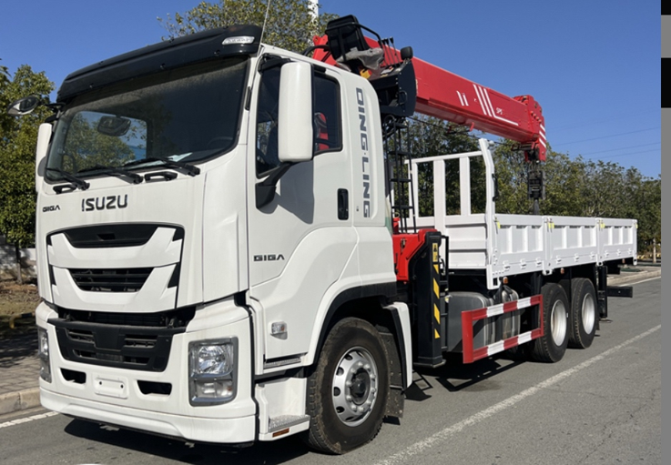 Isuzu 14T Truck Mounted Crane