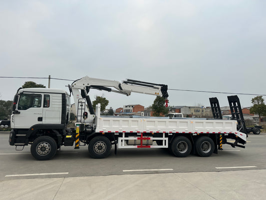HOWO 8X4 10T folding arm crane