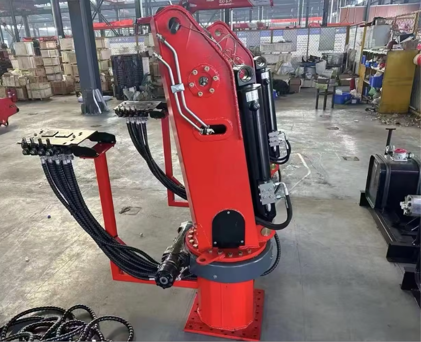 Changxing 8 ton folding arm ship crane
