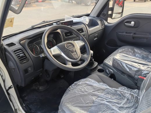 JAC 4x2 2T Refrigerated Truck