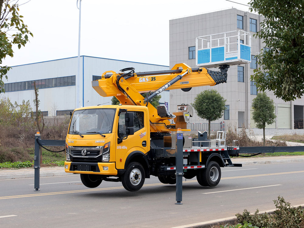 Dongfeng 33.8m Aerial Work Truck