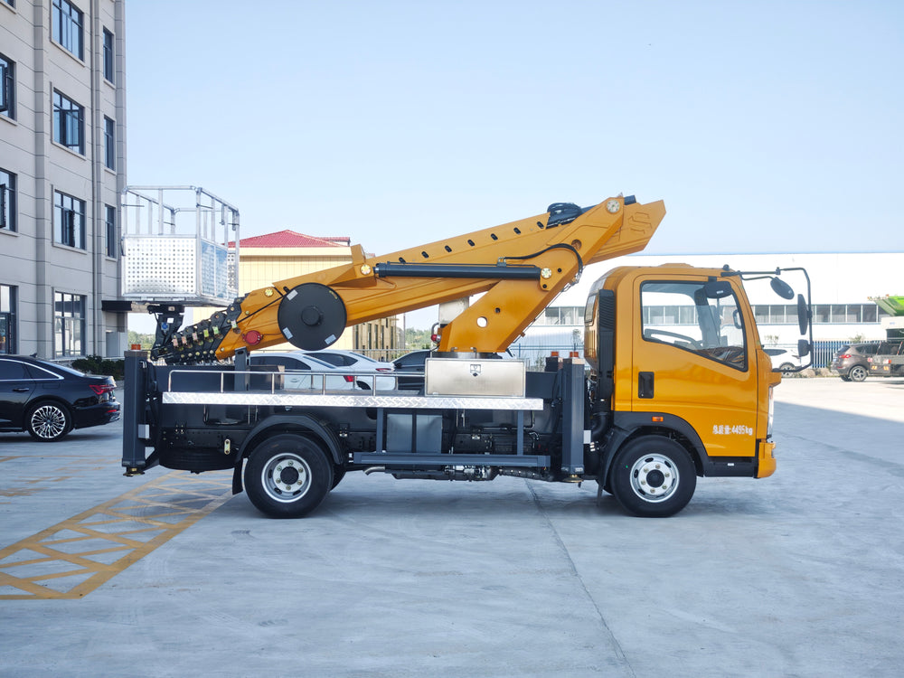 GK35 aerial work vehicle Isuzu