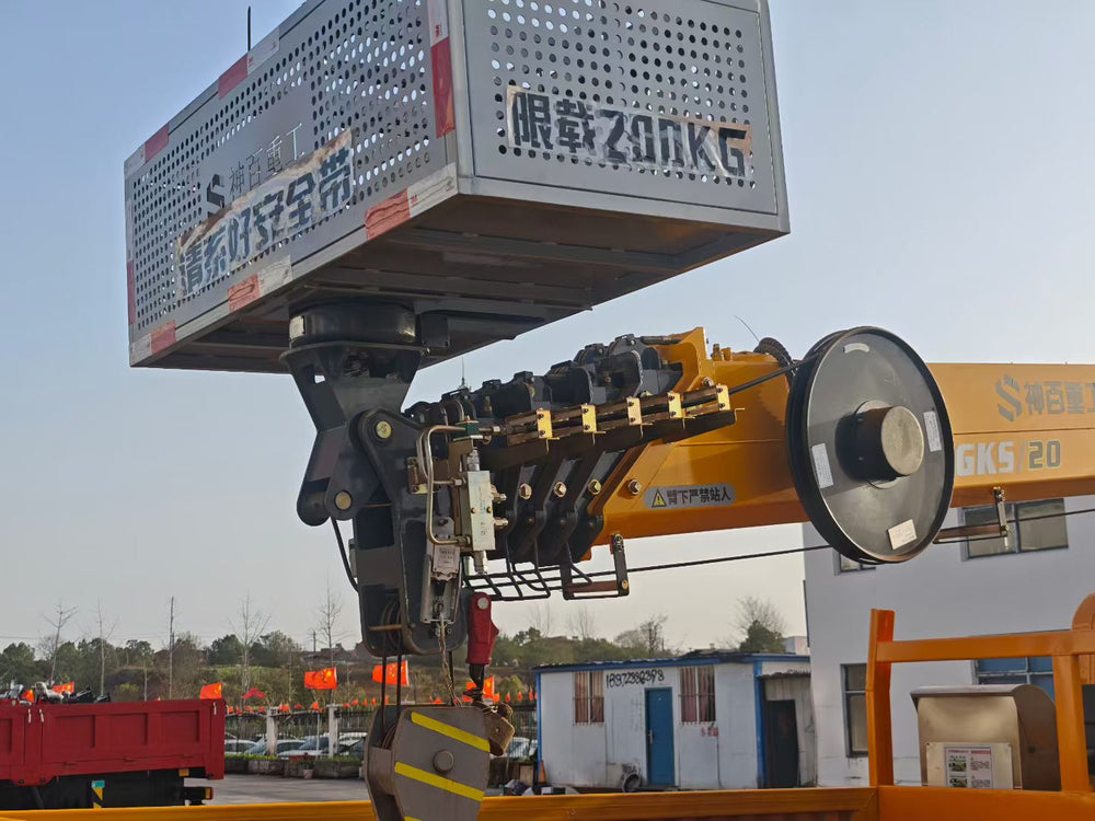 Isuzu 20-meter 3-in-1 Aerial Work Truck