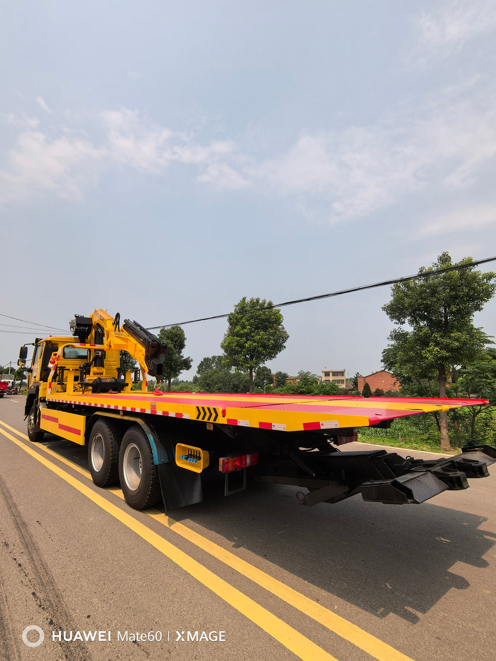 HOWO 6X4 10T crane tow truck