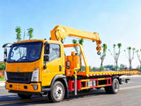 HOWO 4T Wrecker Crane Truck