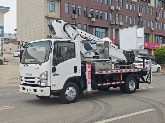 Isuzu 30.6-meter aerial work vehicle