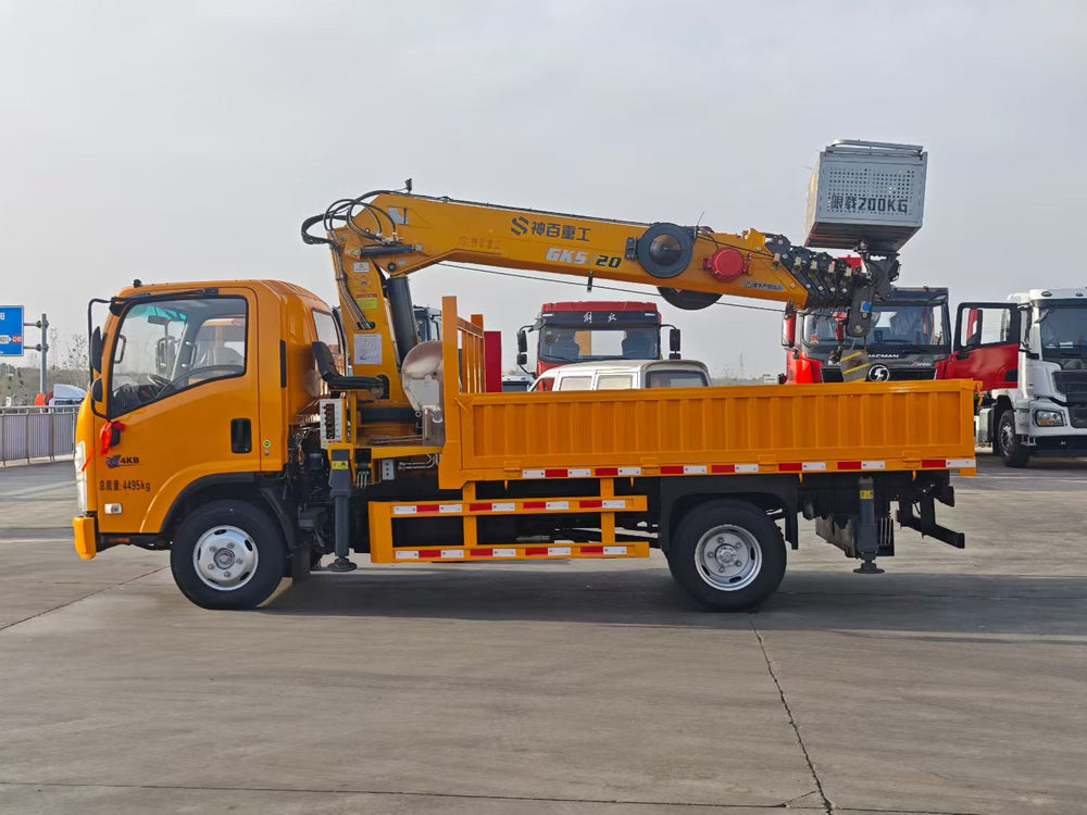 ISUZU 20m 3-in-1 Aerial Work