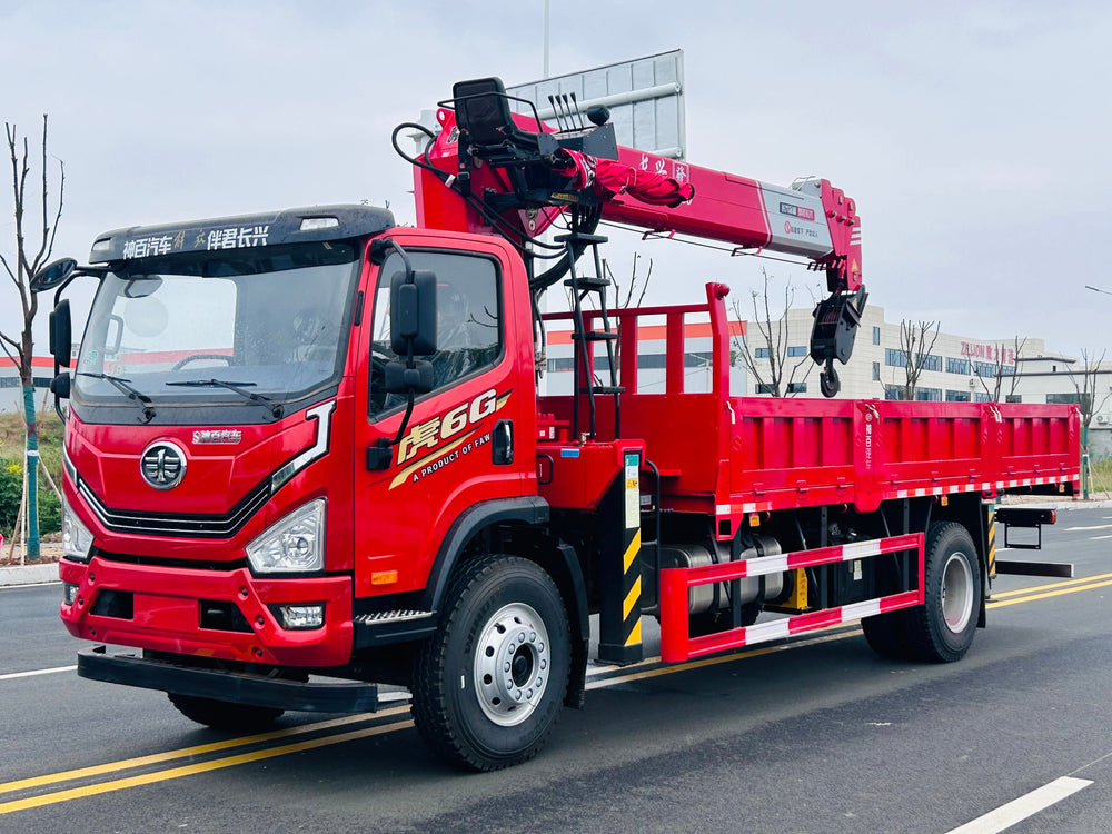 FAW 220HP 8-10T Telescopic Boom Crane