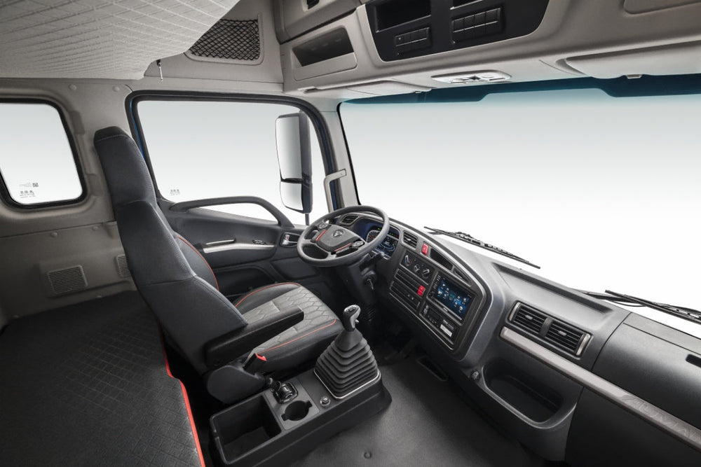 FOTON 6.8m E6 300HP Refrigerated Truck