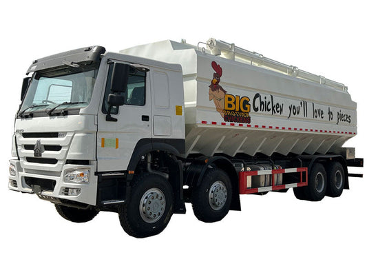 HOWO 8*4 40000L bulk feed truck