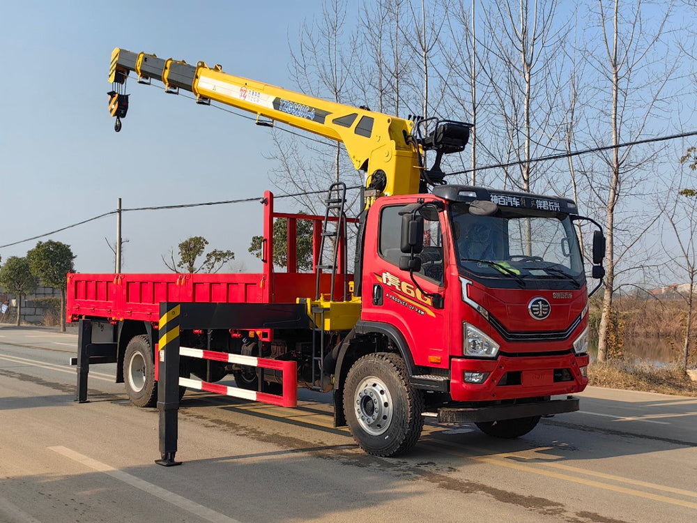 FAW 220HP 8-10T Telescopic Boom Crane