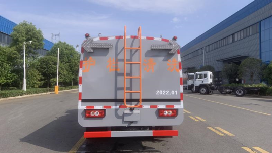 FOTON 4m³ Mid-mounted Guardrail Cleaning Truck