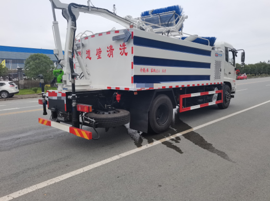 DongFeng 12m³ Tunnel Cleaning Truck