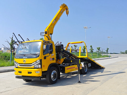 DongFeng 6T Wrecker Truck with Crane