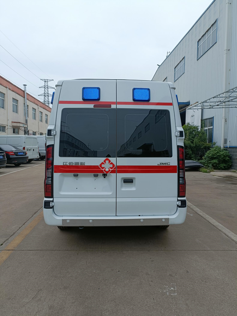 High-spec JMC Shunda Diesel Ambulance