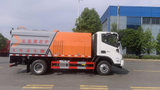 FOTON 4m³ Mid-mounted Guardrail Cleaning Truck