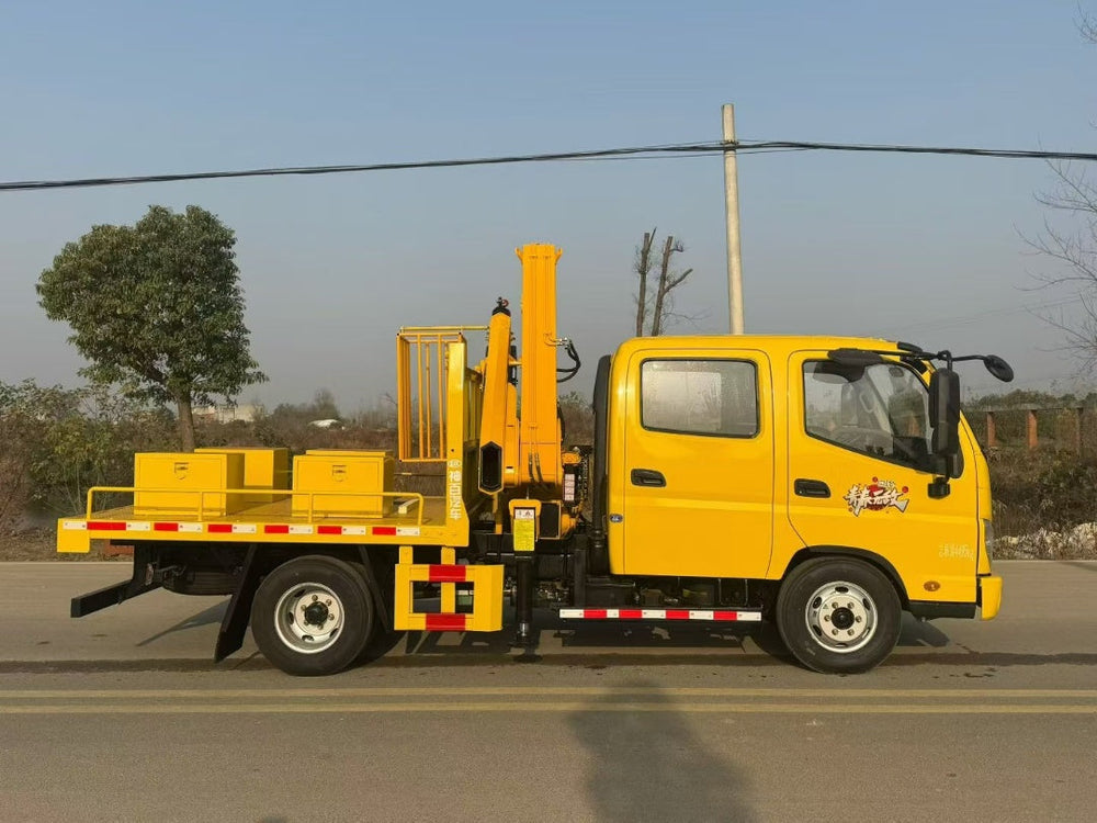 FOTON 4×2 Knuckle Boom Crane