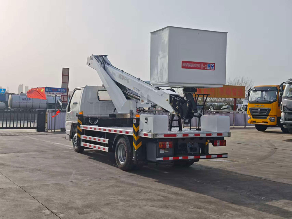 Customized 20-24m Aerial Work Platform Truck