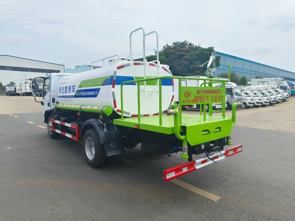 DongFeng 5m³ Water Sprinkler Truck