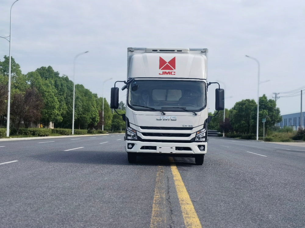 JMC 164HP Refrigerated Truck